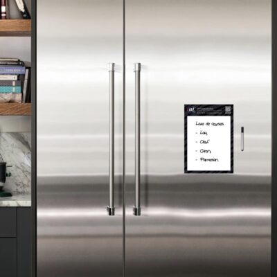 Un magnet effaçable A4 type Velleda pour une communication durable
